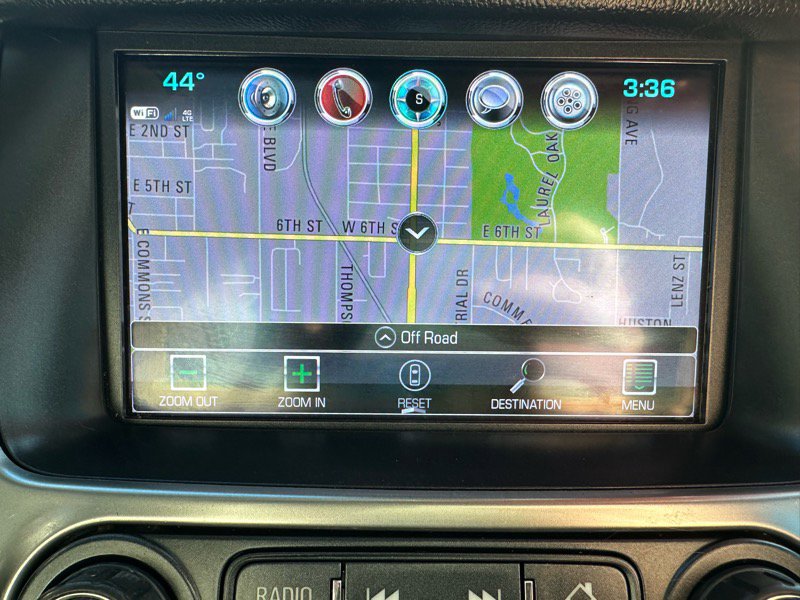 Used 2018 Chevrolet Suburban LT w/ LT Signature Package image 28