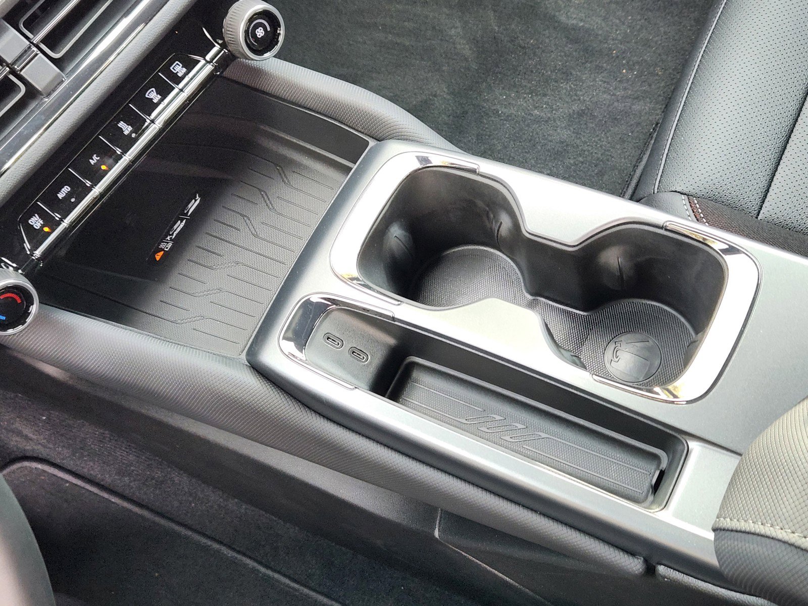 New 2026 Chevrolet Equinox EV RS image 16