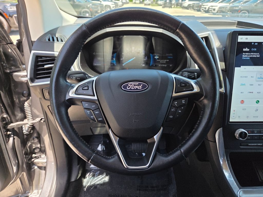Used 2023 Ford Edge Titanium AWD/4WD image 32