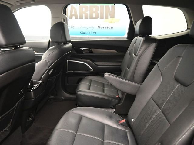 Used 2022 Kia Telluride EX w/ EX Premium Package image 11