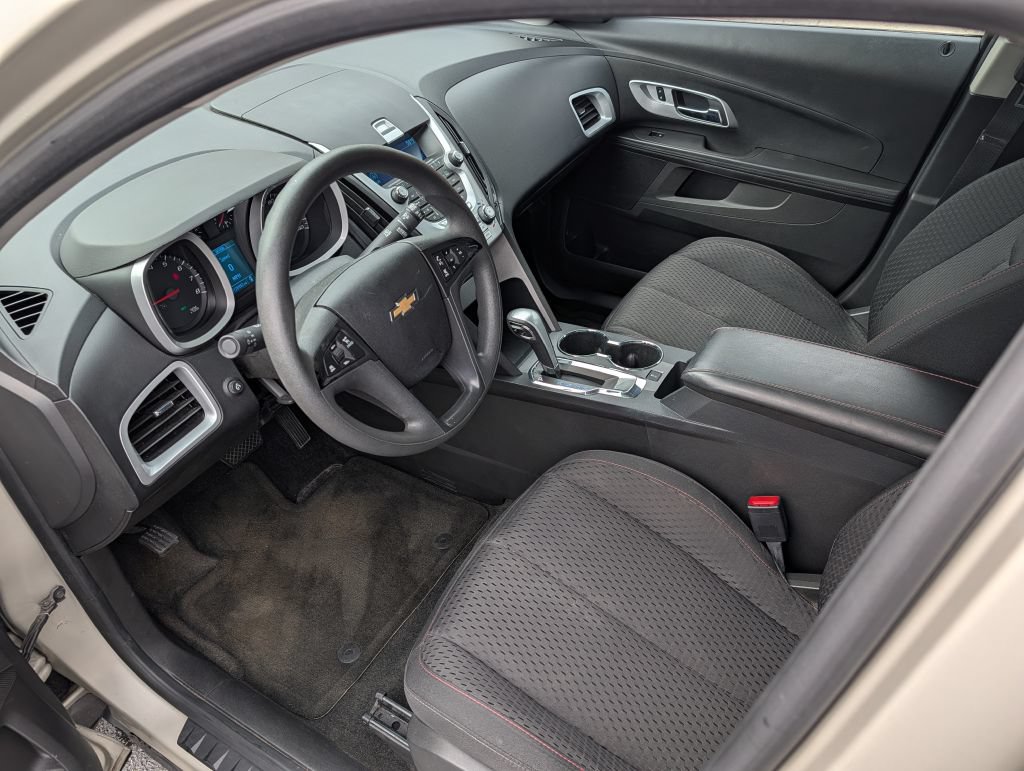 Used 2014 Chevrolet Equinox LS FWD image 12