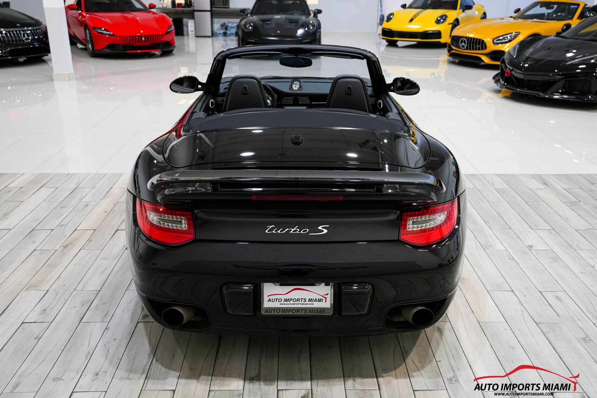 Used 2012 Porsche 911 Turbo S image 16
