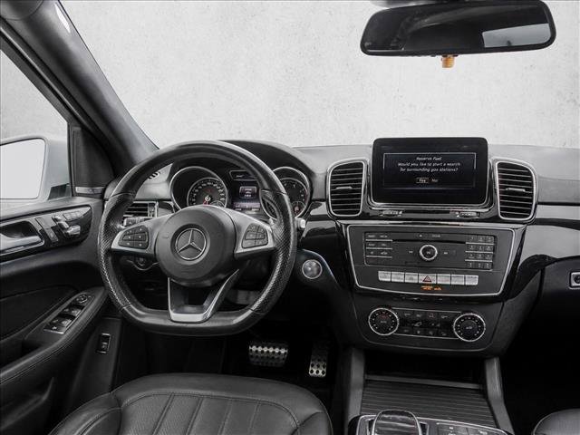 Used 2019 Mercedes-Benz GLE 400 4MATIC image 25