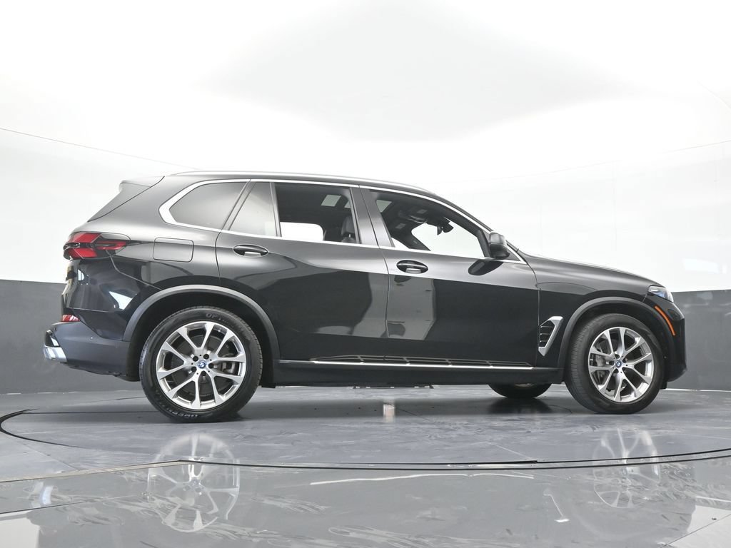 Used 2025 BMW X5 xDrive50e AWD/4WD image 67