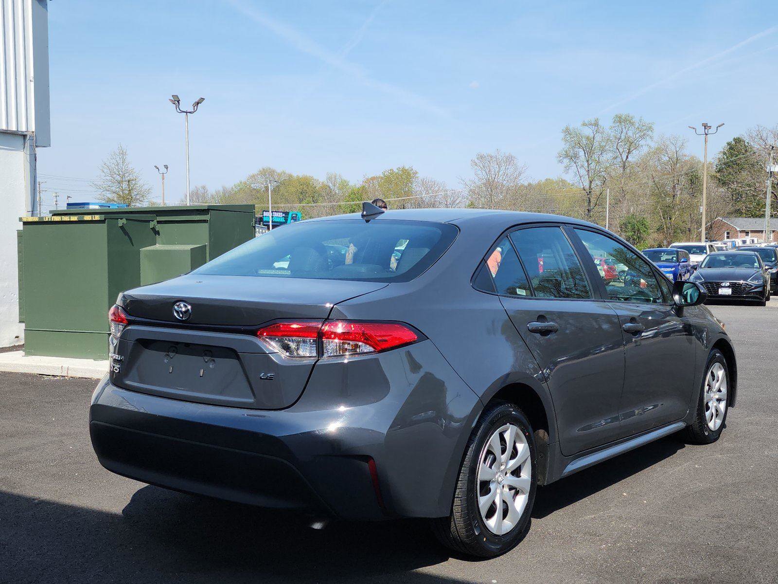 Used 2024 Toyota Corolla LE image 5