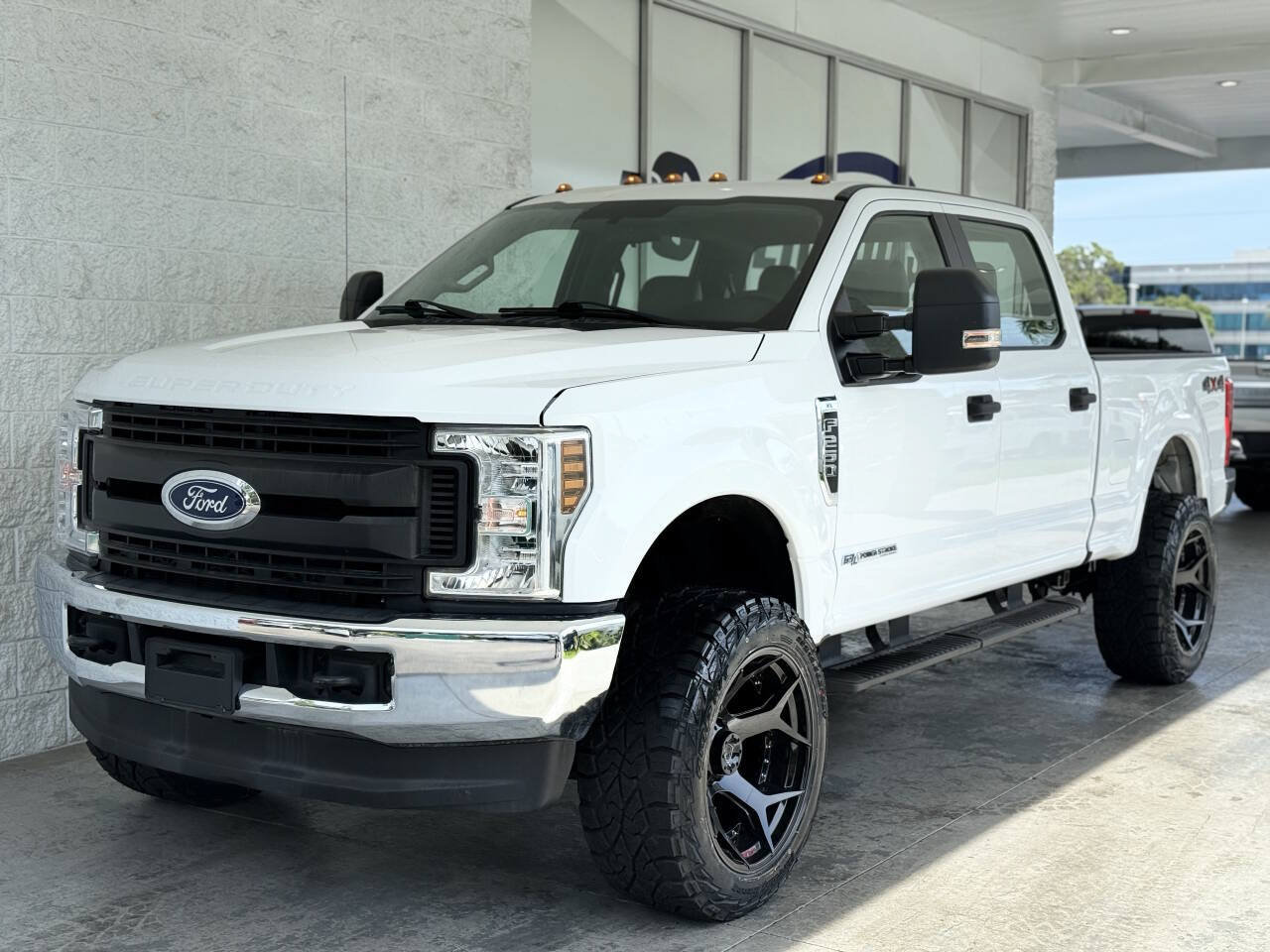 Used 2019 Ford F250 XL w/ Power Equipment Group AWD/4WD image 20
