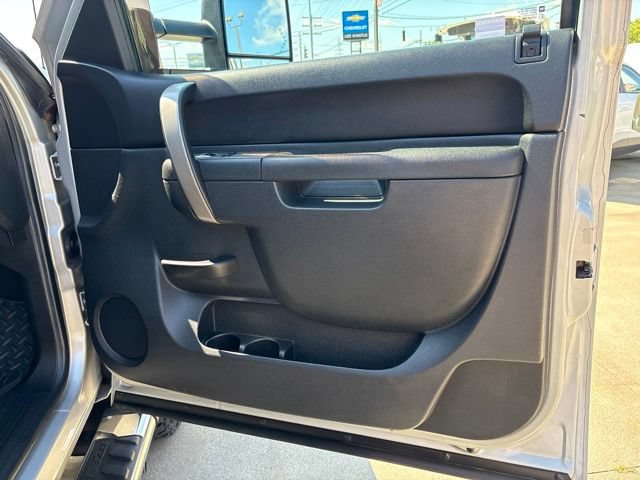 Used 2011 Chevrolet Silverado 3500 LT w/ Interior Plus Package AWD/4WD image 20