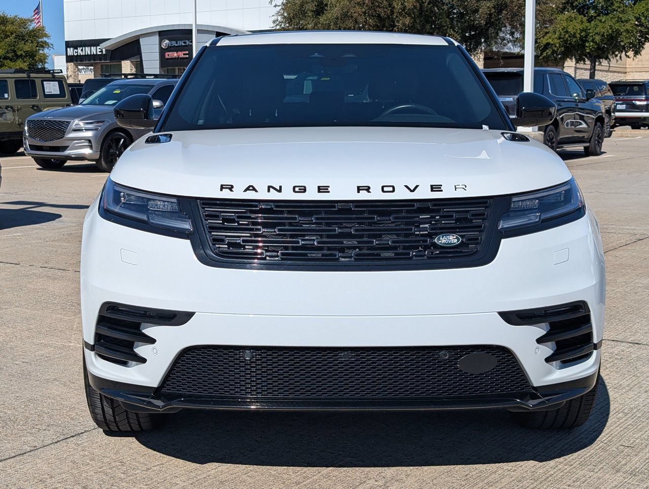 Used 2025 Land Rover Range Rover Velar Dynamic SE AWD/4WD image 6