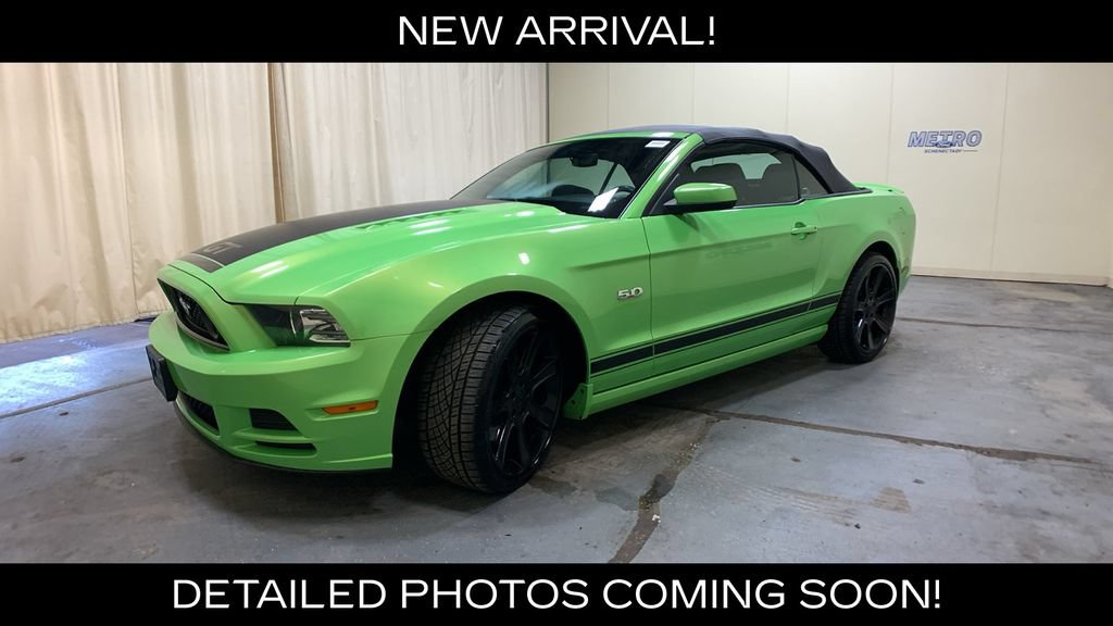 Used 2014 Ford Mustang GT w/ Equipment Group 301A RWD image 32