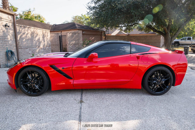 Used 2019 Chevrolet Corvette Stingray Coupe w/ Carbon Flash Badge Package image 3