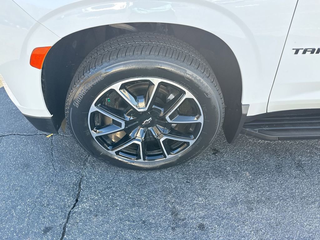 Used 2024 Chevrolet Tahoe RST w/ Luxury Package image 12