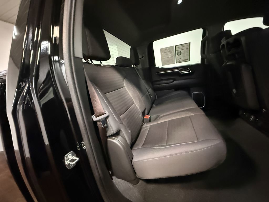 Used 2023 Chevrolet Silverado 1500 LT image 14