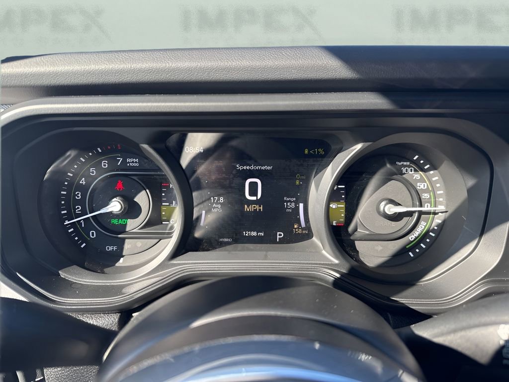 Used 2025 Jeep Wrangler Unlimited Sahara w/ Safety Group AWD/4WD image 23