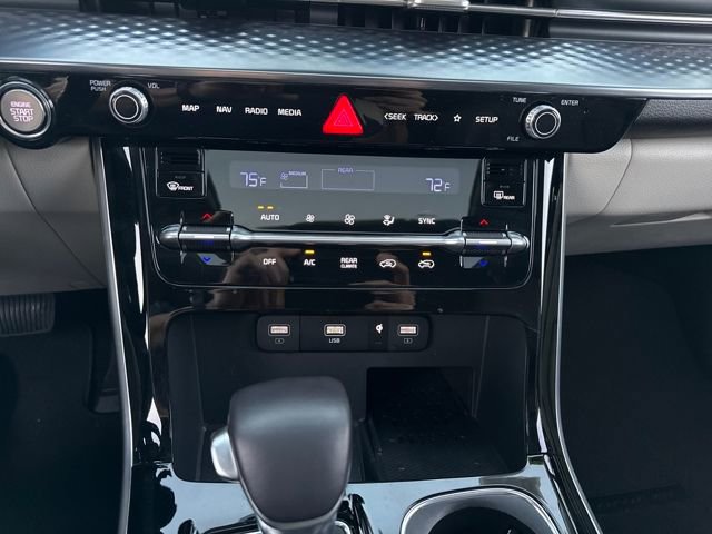 Used 2024 Kia Carnival SX Prestige image 18
