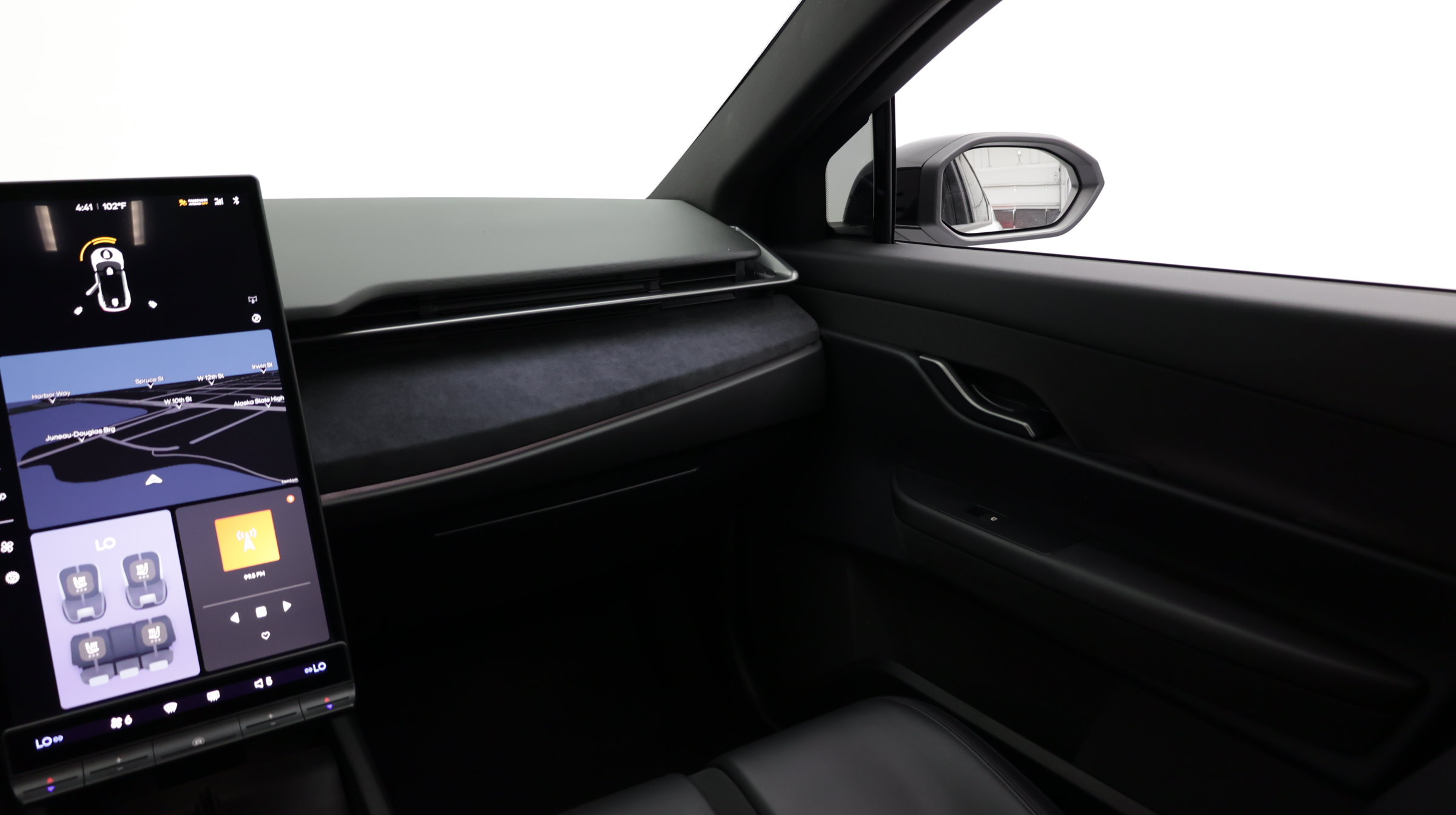 Used 2023 Fisker Ocean Sport FWD image 39