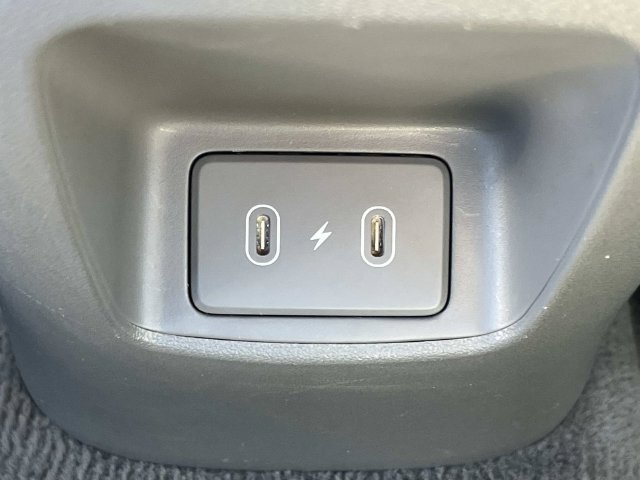 Certified 2025 Hyundai Elantra SEL FWD image 16