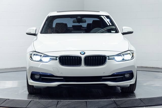 Used 2016 BMW 328i xDrive Sedan AWD/4WD image 5