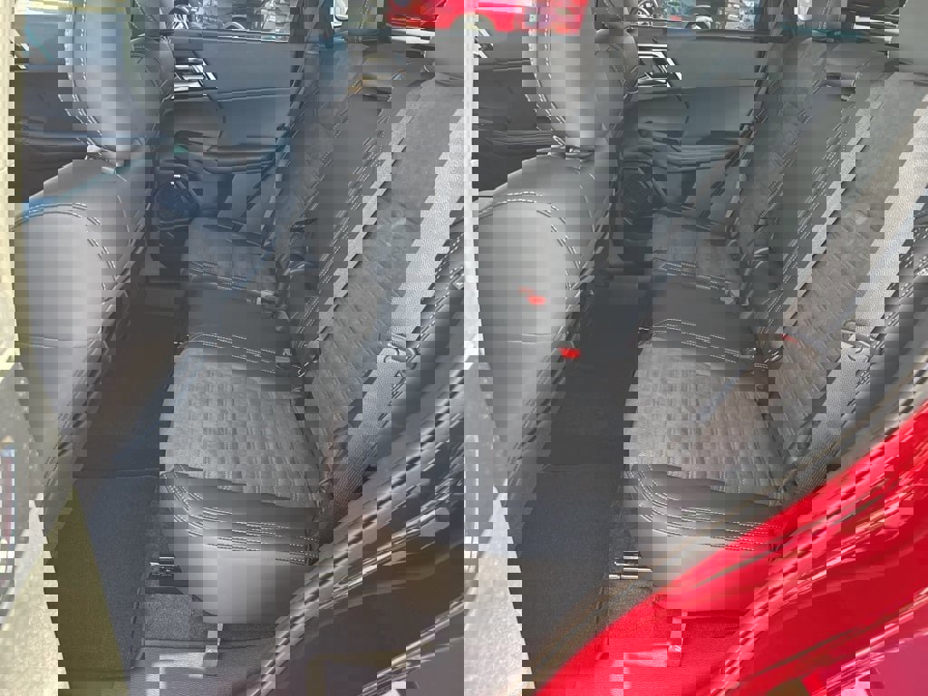 New 2025 Mitsubishi Outlander SE image 25