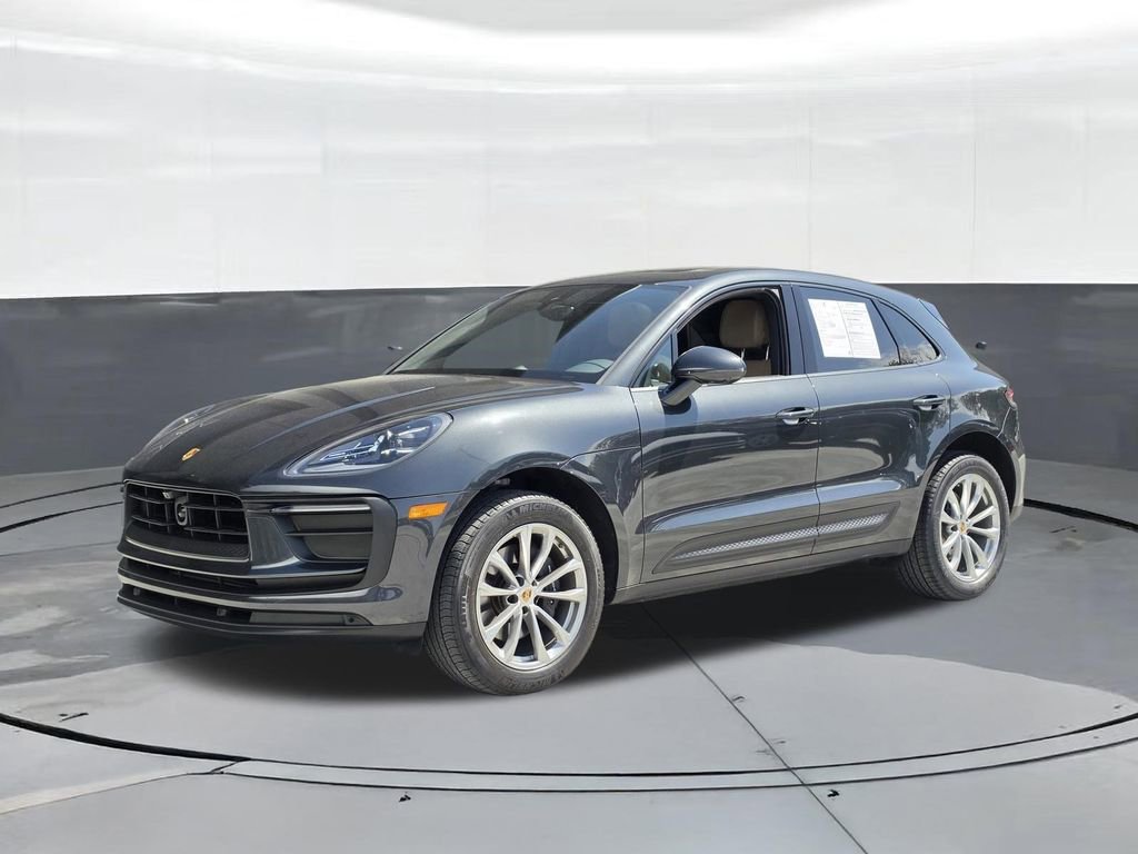 Certified 2023 Porsche Macan AWD/4WD image 1