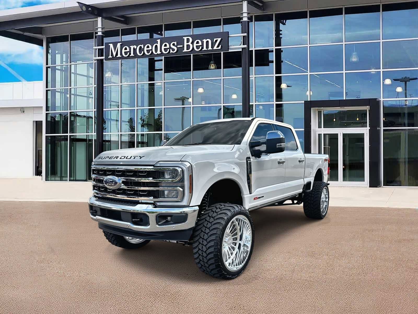 Used 2025 Ford F350 King Ranch w/ Chrome Package AWD/4WD image 1