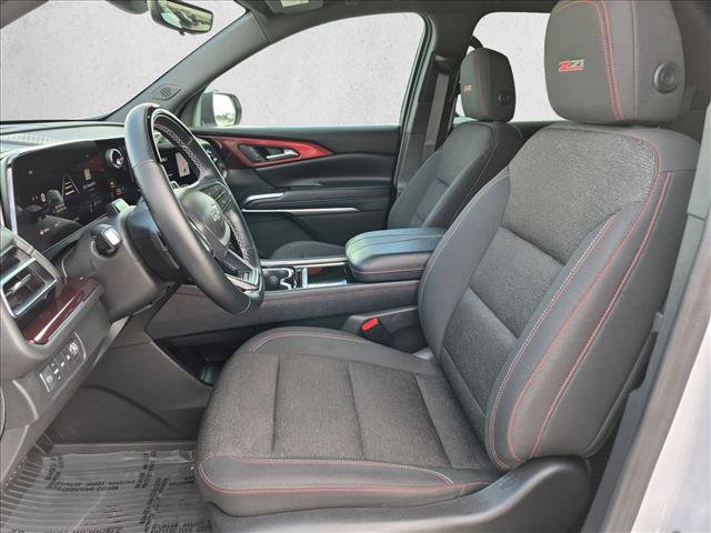Used 2024 Chevrolet Traverse Z71 w/ Enhanced Driving Package AWD/4WD image 16