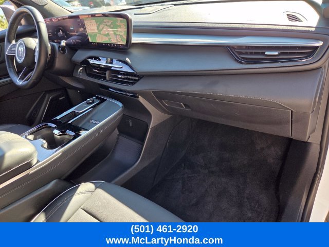 Used 2025 Buick Enclave Preferred FWD image 18