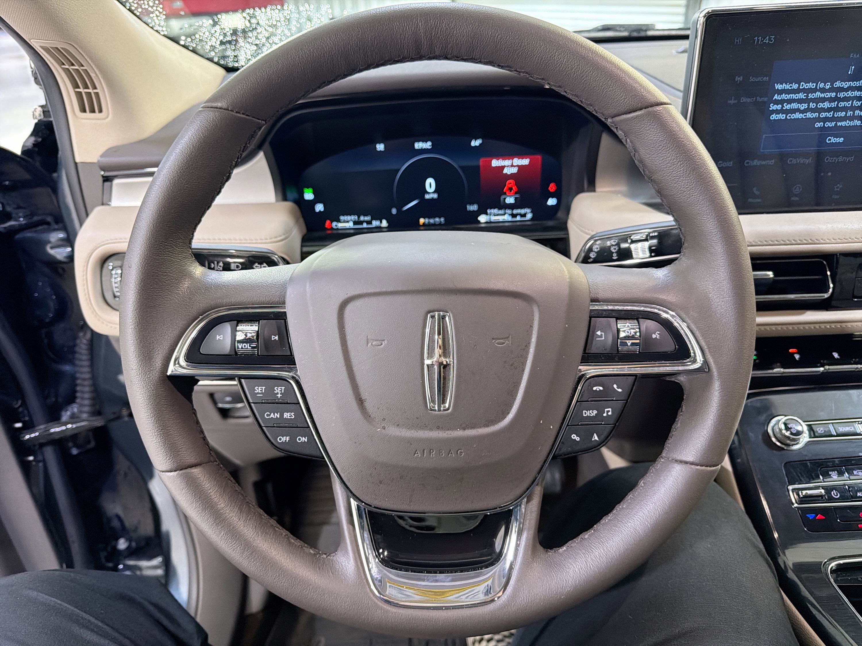 Used 2023 Lincoln Nautilus AWD w/ Premium Package image 13