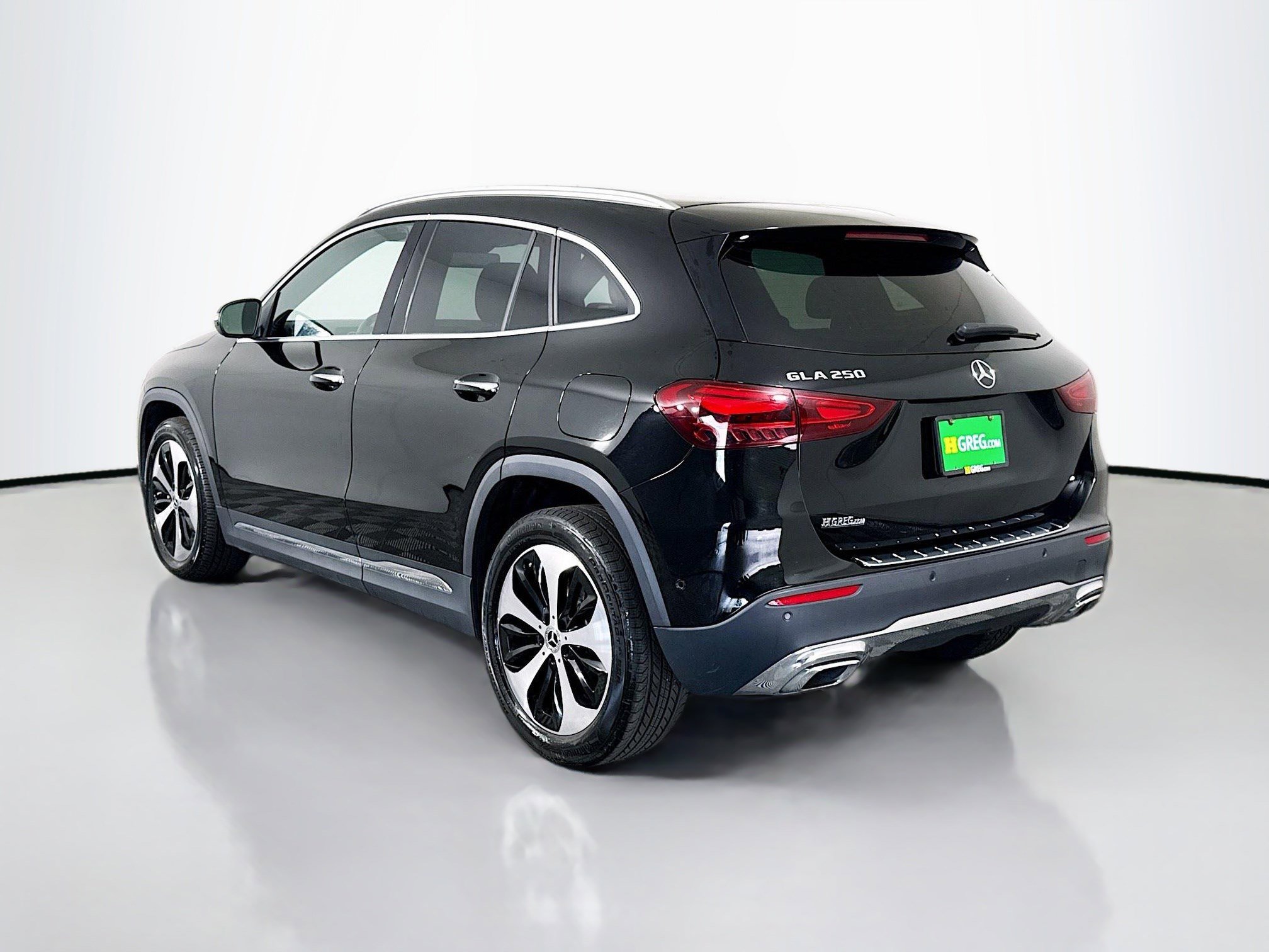 Used 2025 Mercedes-Benz GLA 250 image 7