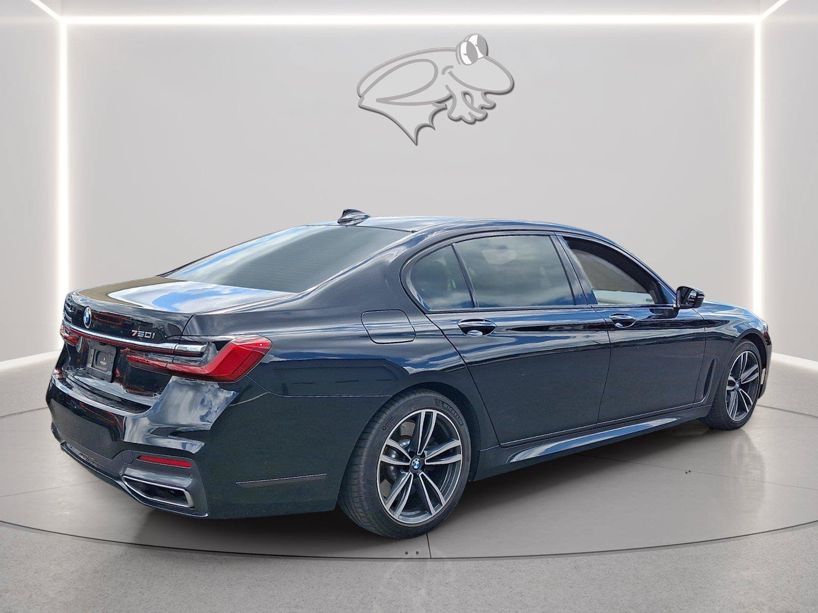 Used 2021 BMW 750i xDrive w/ Executive Package AWD/4WD image 5