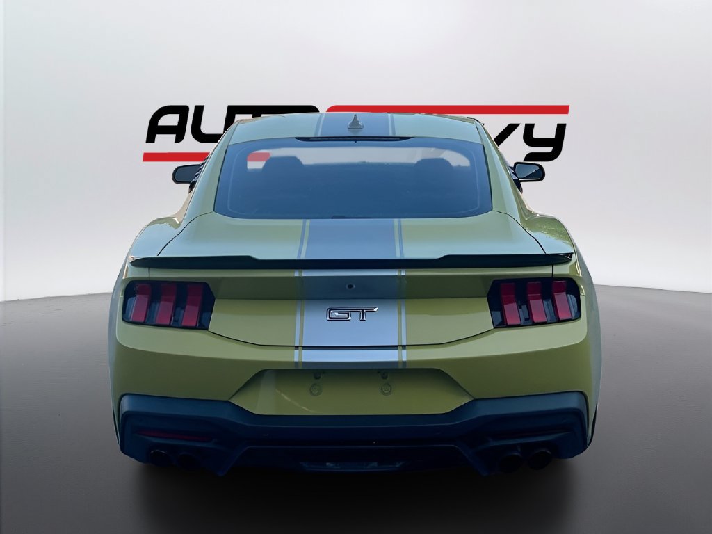 Used 2025 Ford Mustang GT Premium RWD image 6