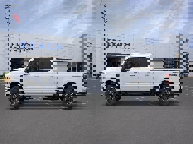 New 2026 Ford F250 4x4 Crew Cab Super Duty image 4