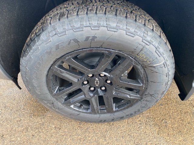 New 2026 Chevrolet Silverado 1500 Custom w/ Turbomax Blackout Package image 10
