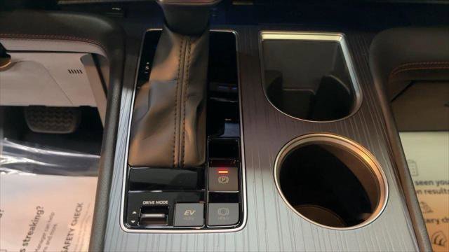 Certified 2022 Toyota Sienna XSE image 25