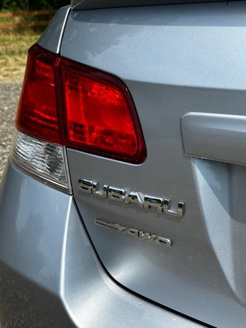 Used 2012 Subaru Legacy 2.5i Premium AWD/4WD image 30