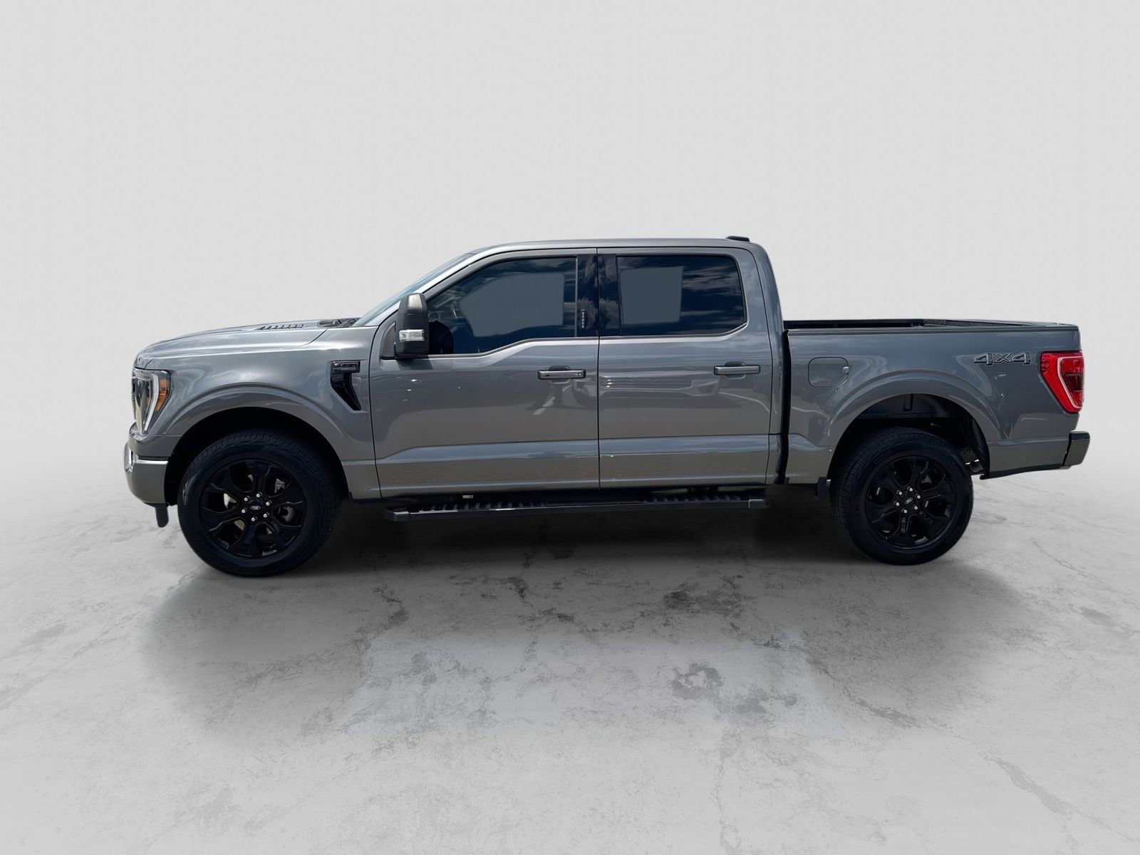 Used 2023 Ford F150 XLT w/ Equipment Group 302A High AWD/4WD image 3