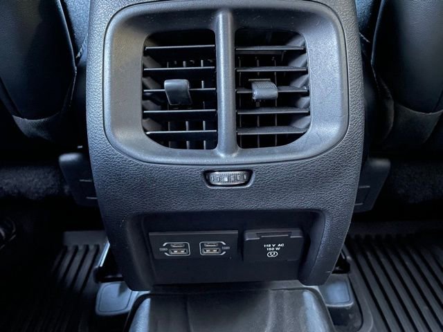 Used 2022 Jeep Cherokee Limited w/ Mopar Interior Package image 27
