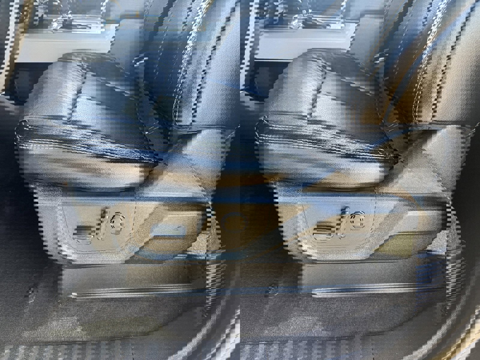 Used 2020 Ford F150 Lariat image 22