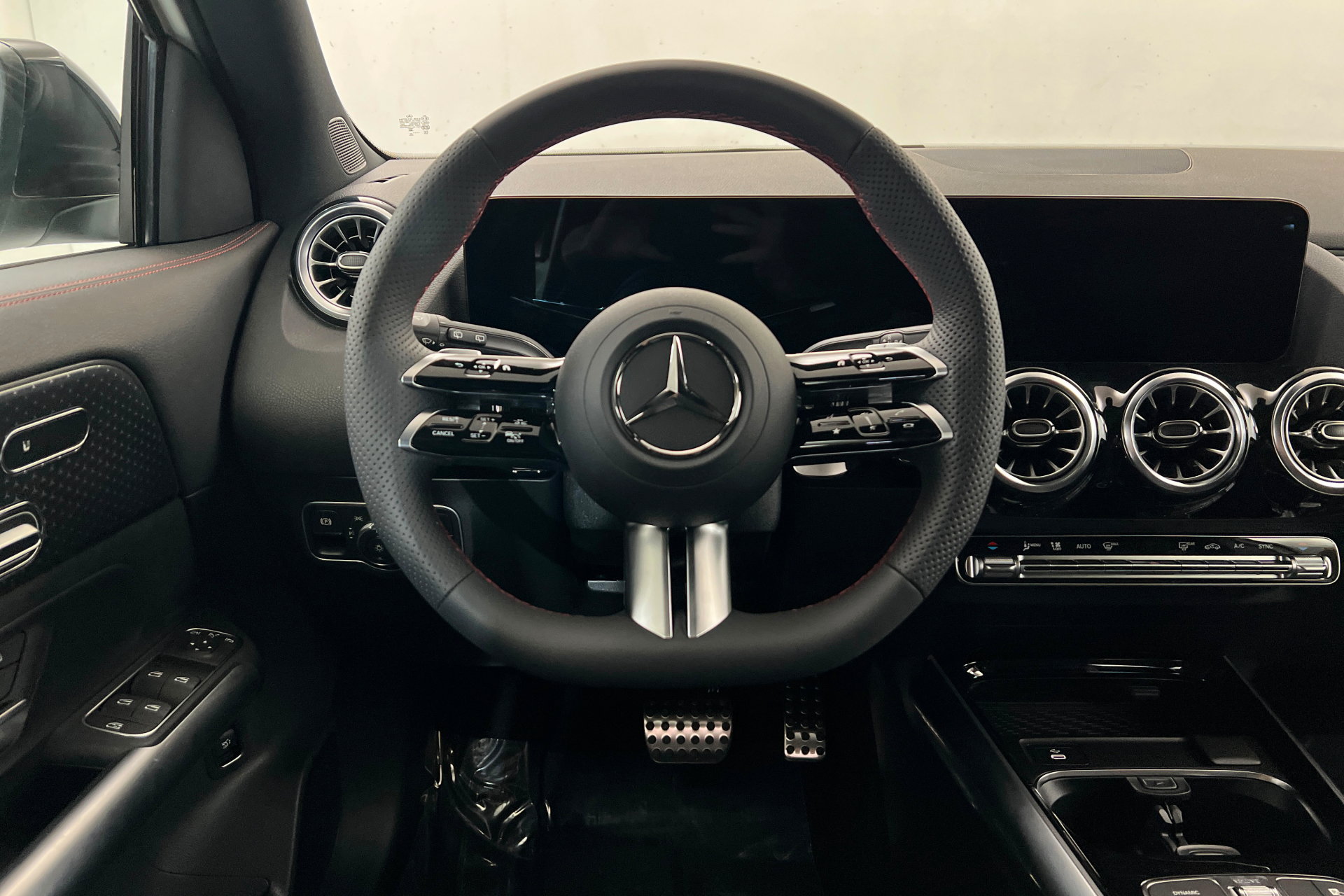 New 2026 Mercedes-Benz GLA 250 4MATIC image 12
