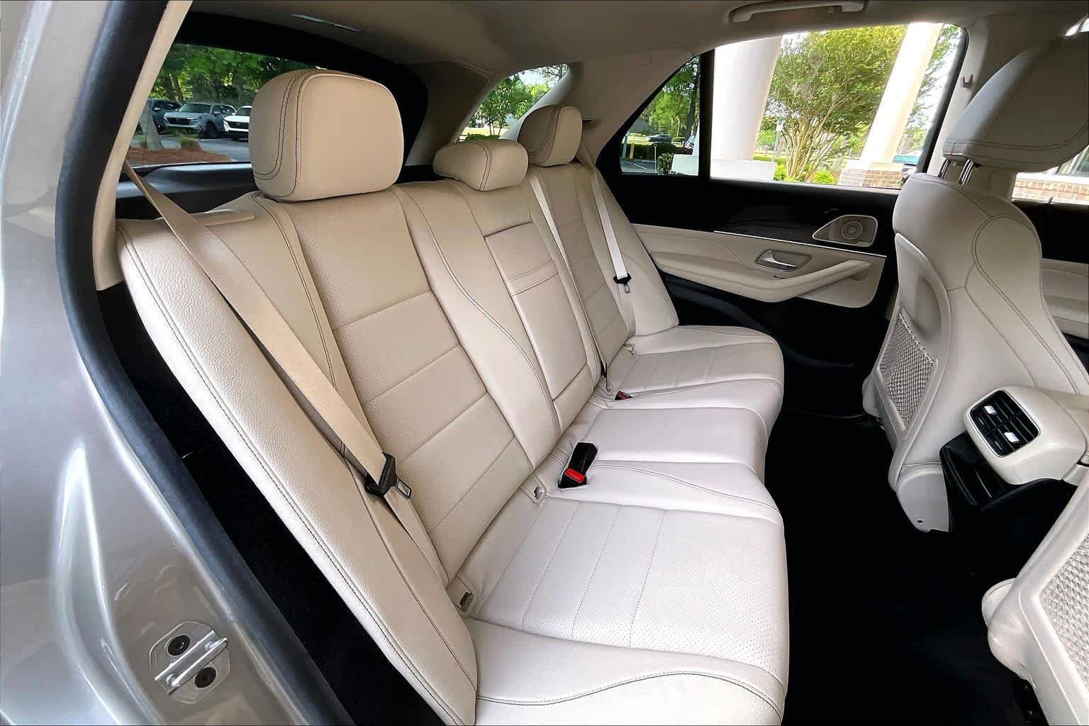 Used 2023 Mercedes-Benz GLE 350 4MATIC w/ Premium Package image 21