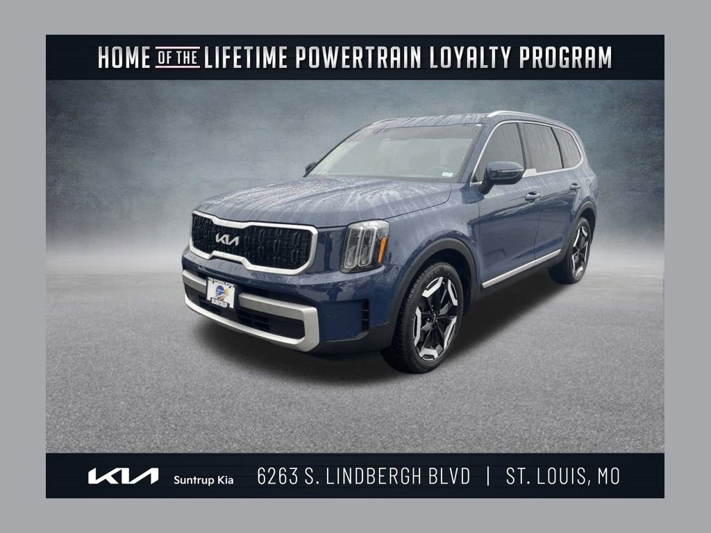 Used 2024 Kia Telluride EX w/ EX Captain's Chair Package
