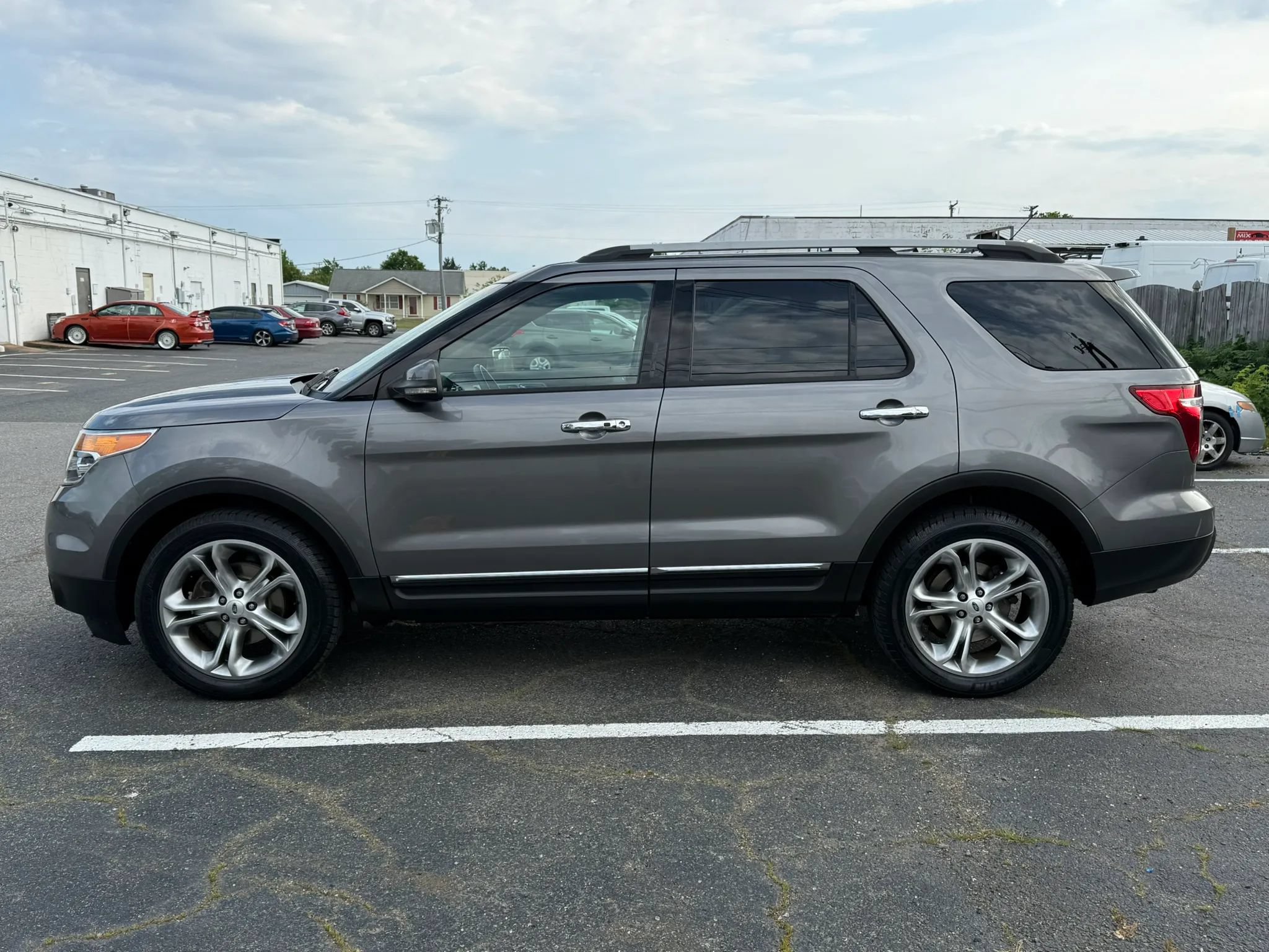 Used 2013 Ford Explorer Limited AWD/4WD image 22