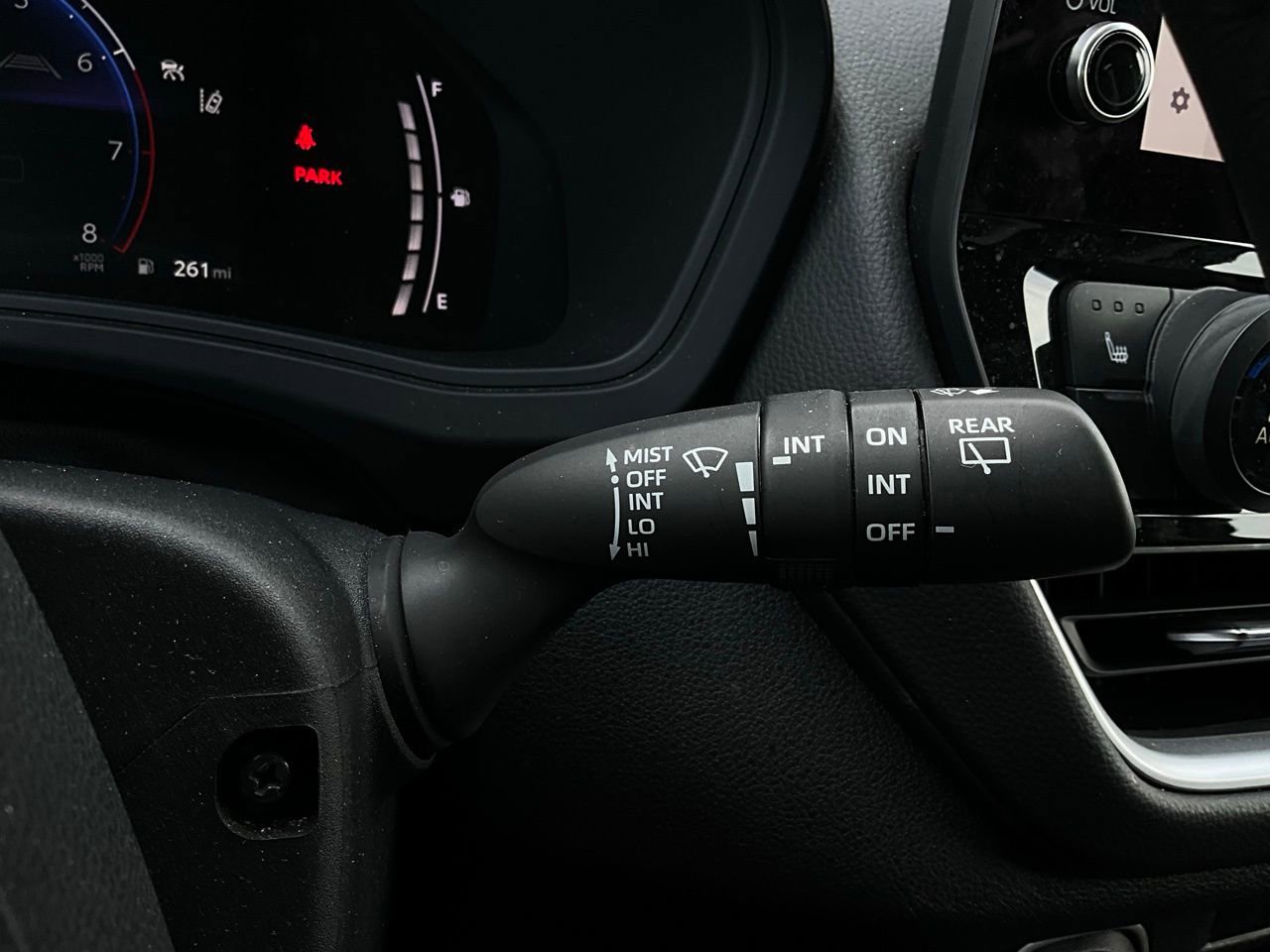 Used 2025 Toyota Grand Highlander FWD image 38