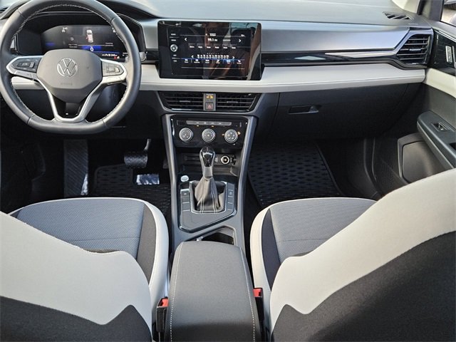 Used 2025 Volkswagen Taos S image 8