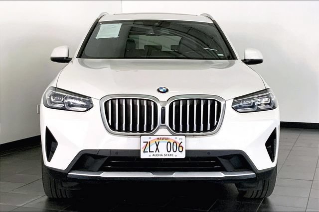 Used 2024 BMW X3 xDrive30i AWD/4WD image 3