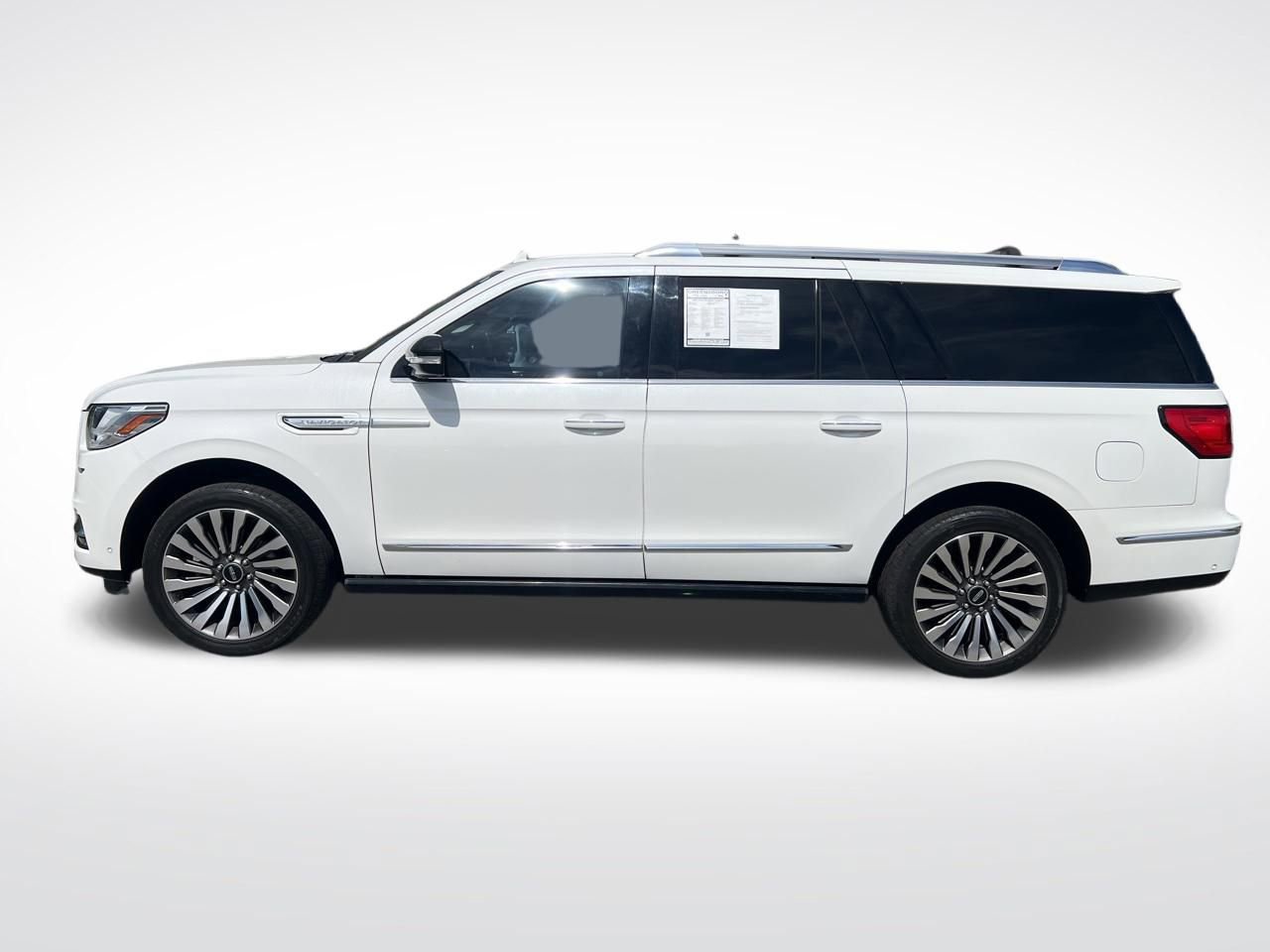 Used 2020 Lincoln Navigator L Reserve w/ Luxury Package image 2