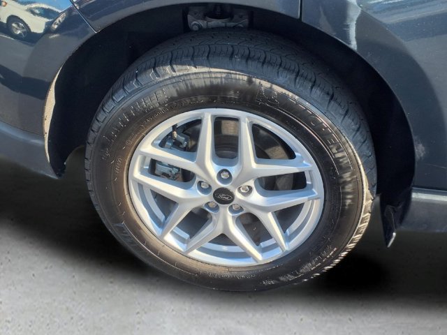 Used 2024 Ford Edge SEL w/ Convenience Package AWD/4WD image 9