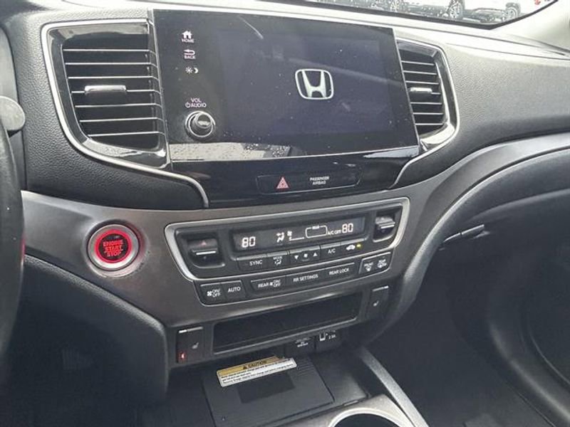 Used 2021 Honda Pilot Special Edition image 17