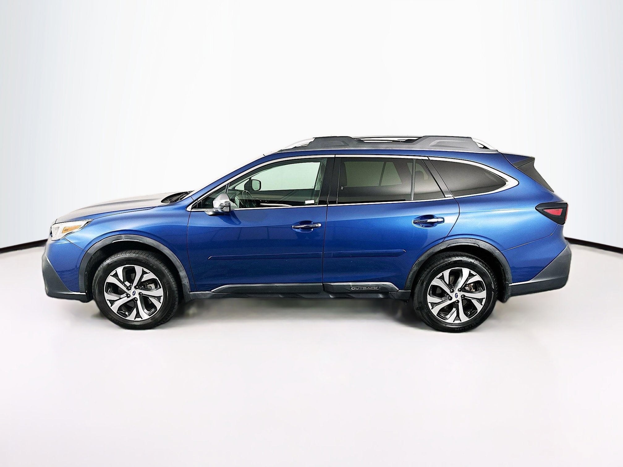 Used 2020 Subaru Outback Touring w/ Popular Package #2 AWD/4WD image 4