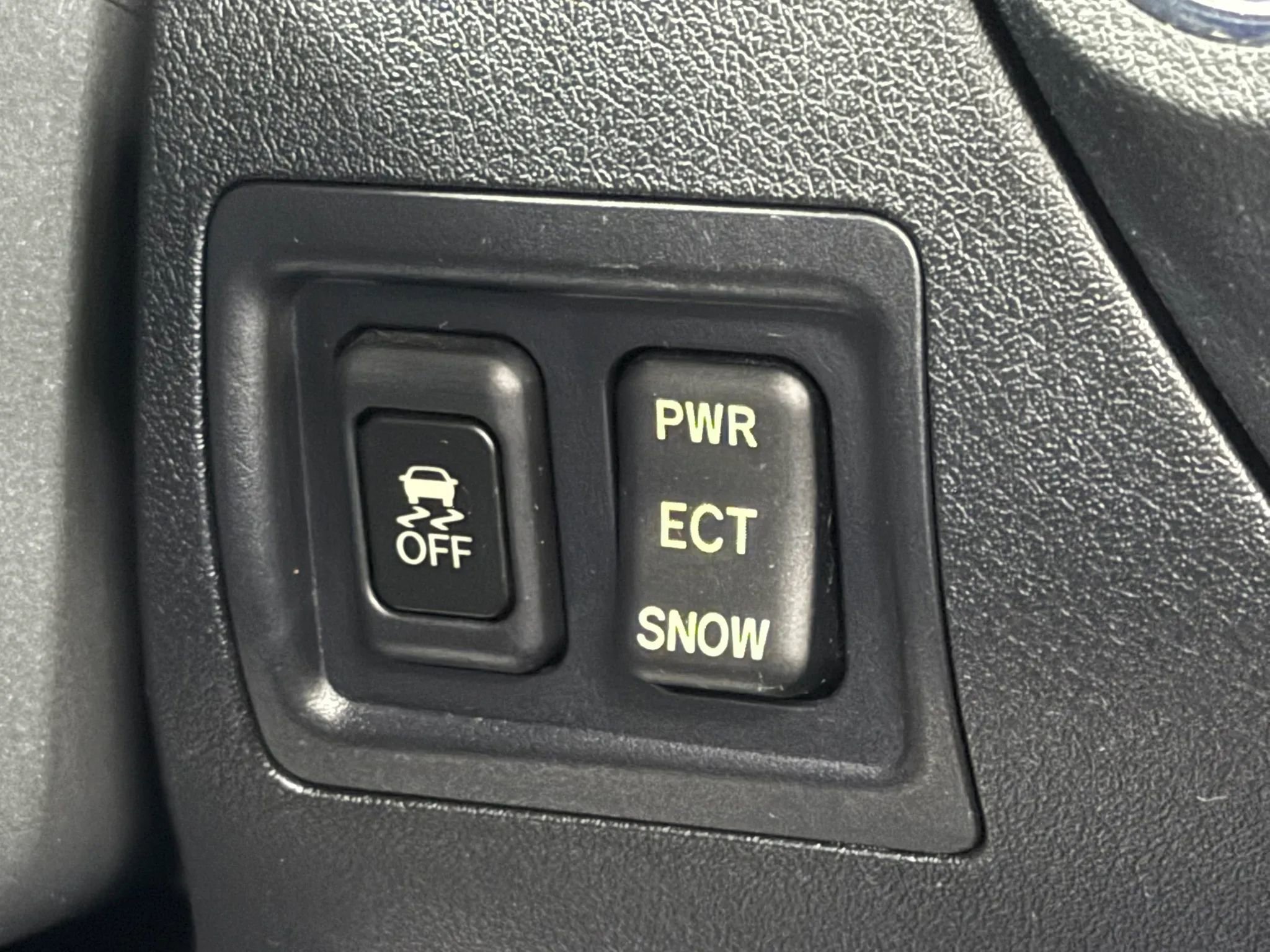 Used 2011 Lexus IS 250C w/ Luxury Pkg RWD image 42