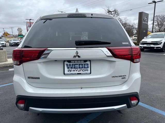 Used 2018 Mitsubishi Outlander SEL image 16